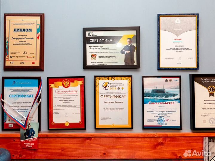 Прихожая серая новая