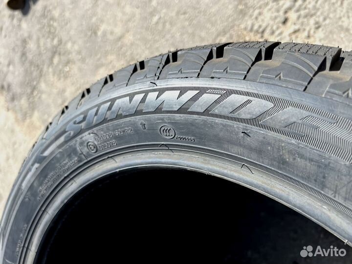 Sunwide Snowide 215/55 R17 82T