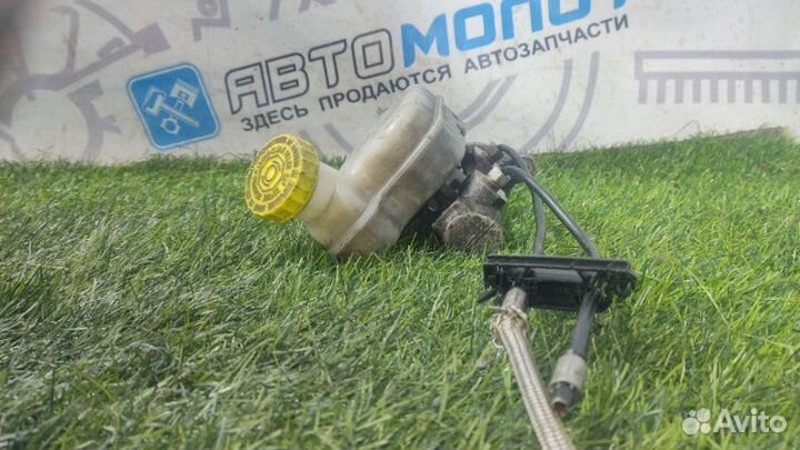 Цилиндр тормозной главный Chrysler Voyager Iv RG