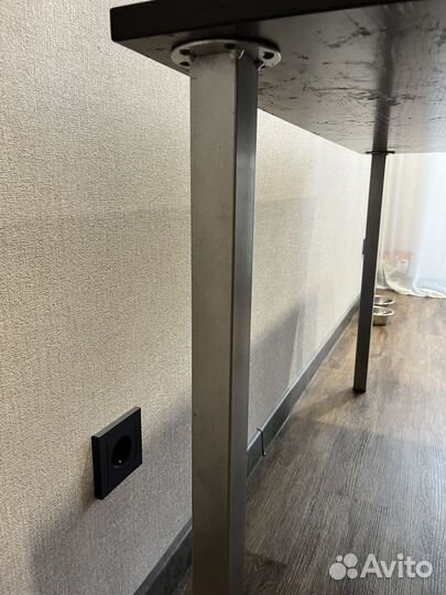 Кухонный стол