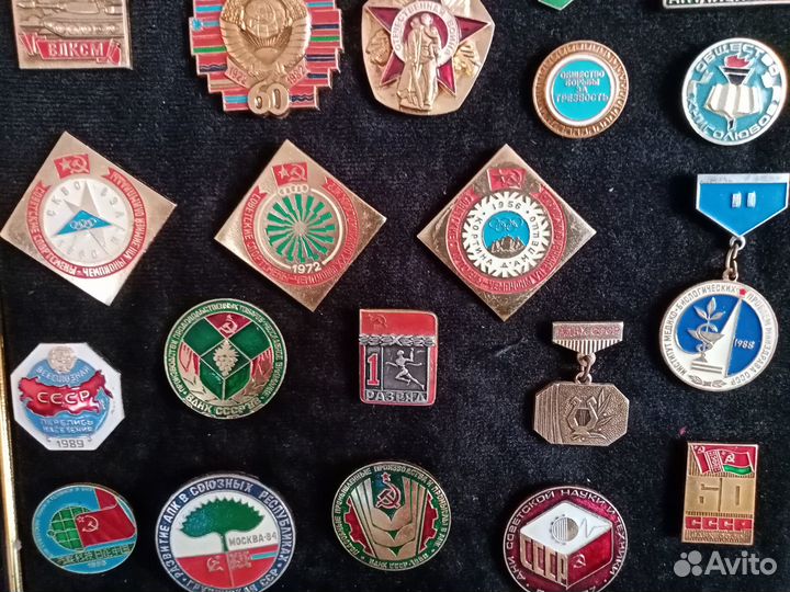 Значки советской эпохи