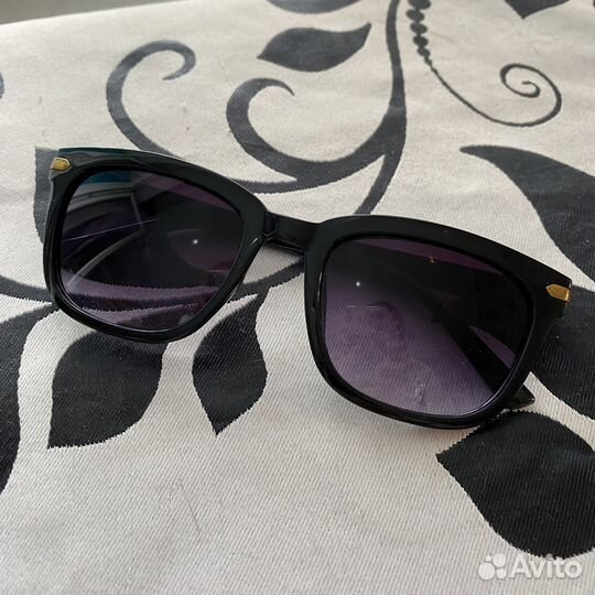 Очки солнечные женские
