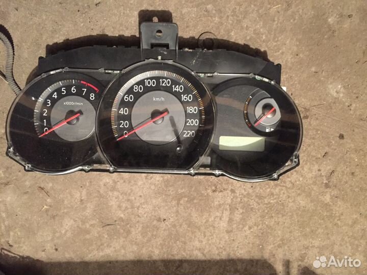 Ниссан тиида щиток приборов