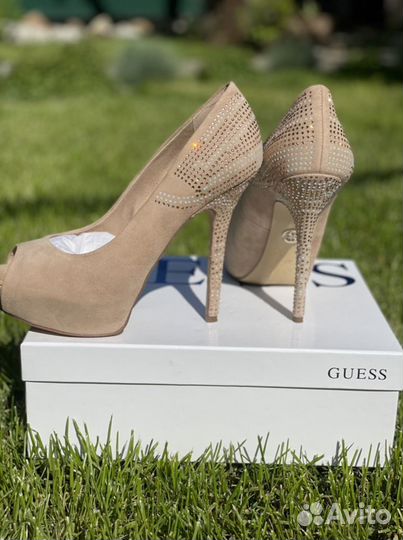 Туфли женские Guess 40 размер