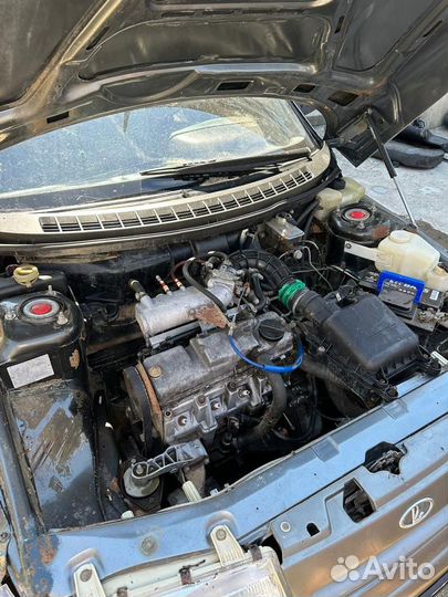 В разборке ваз 2111
