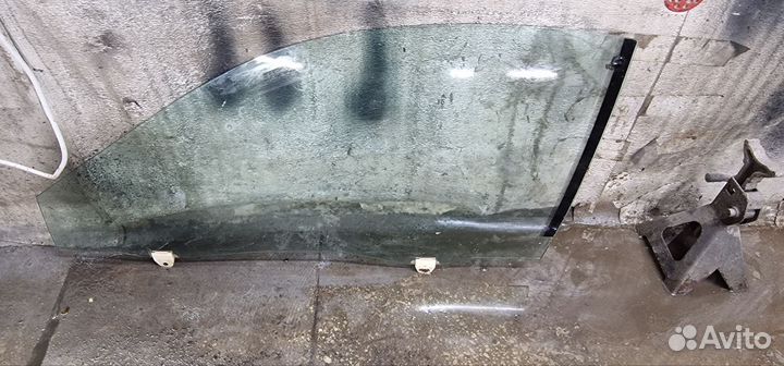 Стекло honda integra dc1, dc2 левое