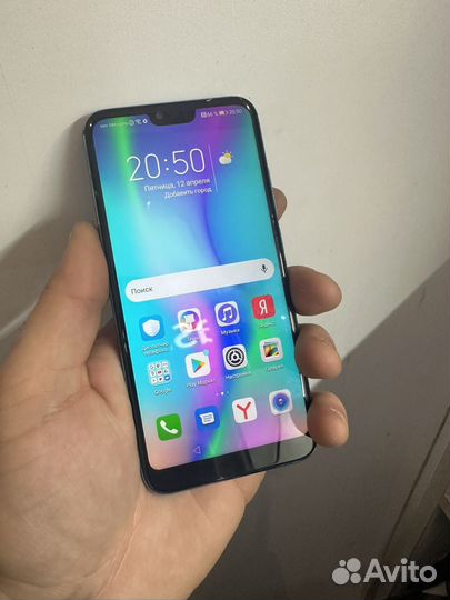 HONOR 10, 4/64 ГБ