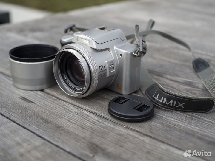 Фотоаппарат Panasonic Lumix DMC - FZ20