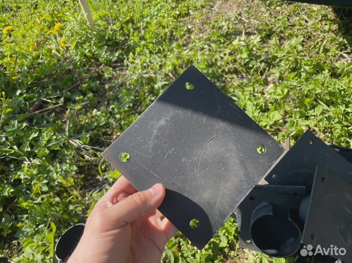 Винтовые сваи кованные