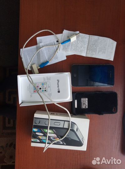 Телефон iPhone 4s