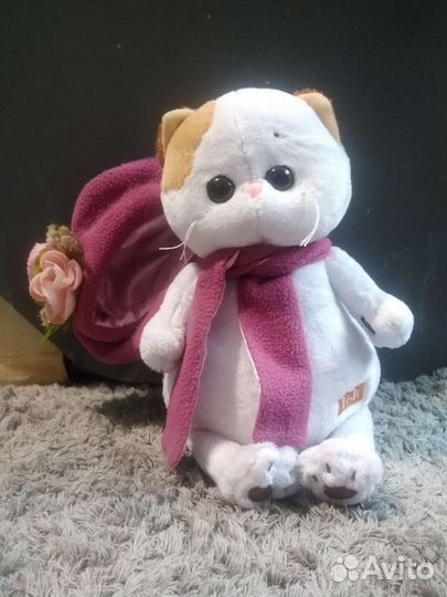 Кошечка Li-li в шляпке Budi Basa