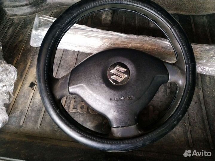 Руль Сузуки Джимни