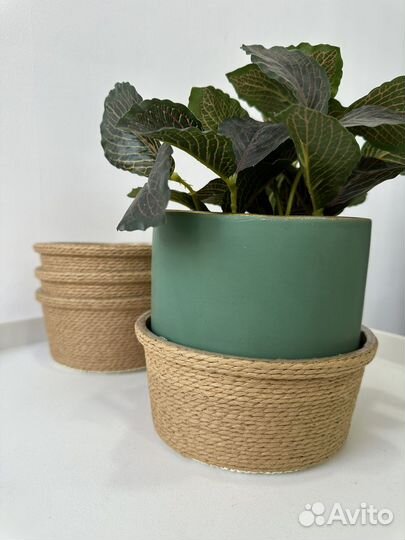 Кашпо плетенные