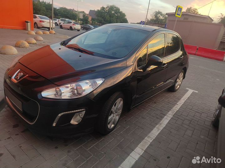 Peugeot 308 1.6 AT, 2012, 165 000 км