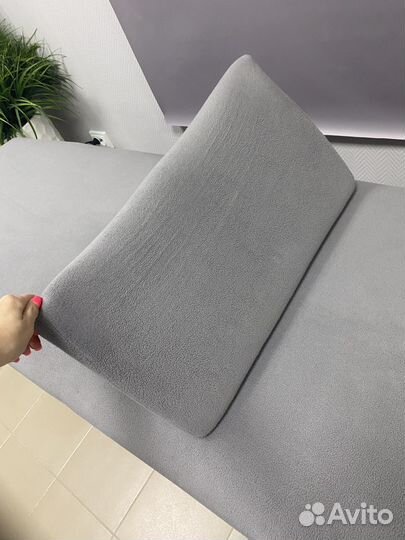 Чехол на кушетку и подушка под колени