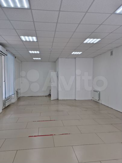 Торговая площадь, 65 м²