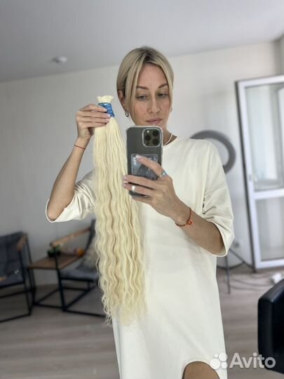 Срез волос волна, блонд 65-75 см