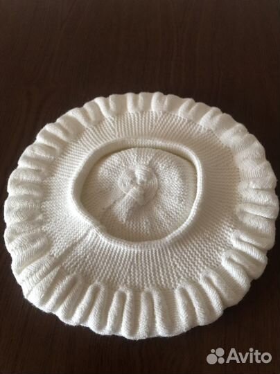 Берет женский новый белый полушерстяной