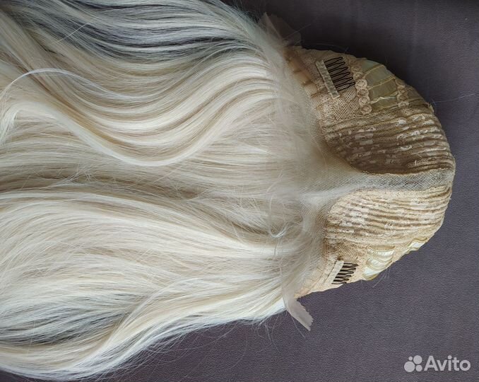 Парик на сетке блонд новый