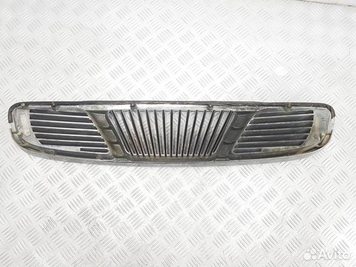 Решетка радиатора Daewoo Nubira