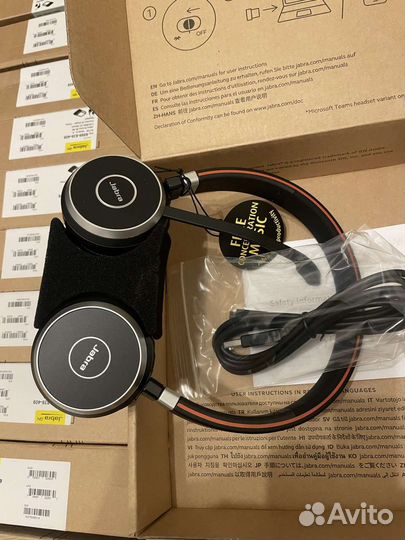 Гарнитура Jabra