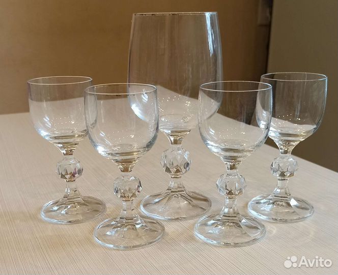 Бокалы рюмки