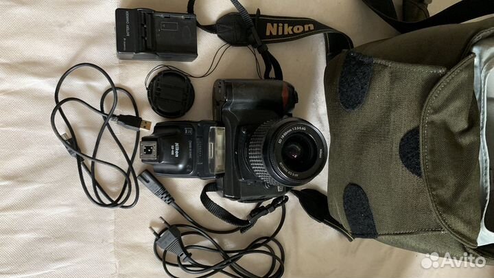 Фотоаппарат nikon D70