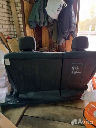 Сидение задние Nissan Wingroad Y12