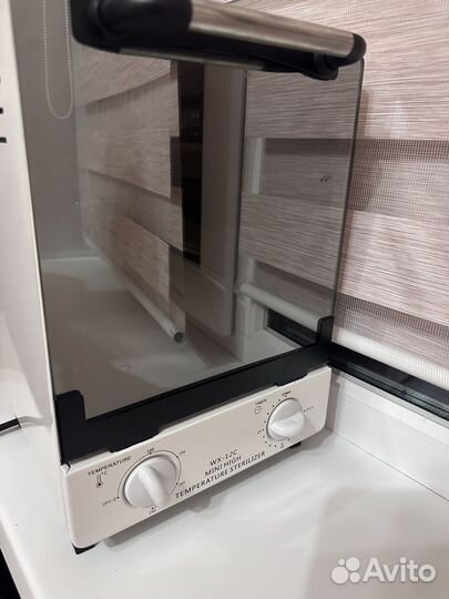 Сухожаровый шкаф стерилизатор sanitazer BOX WX-12C