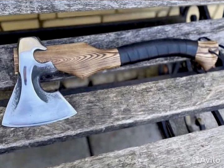 Топор кованый