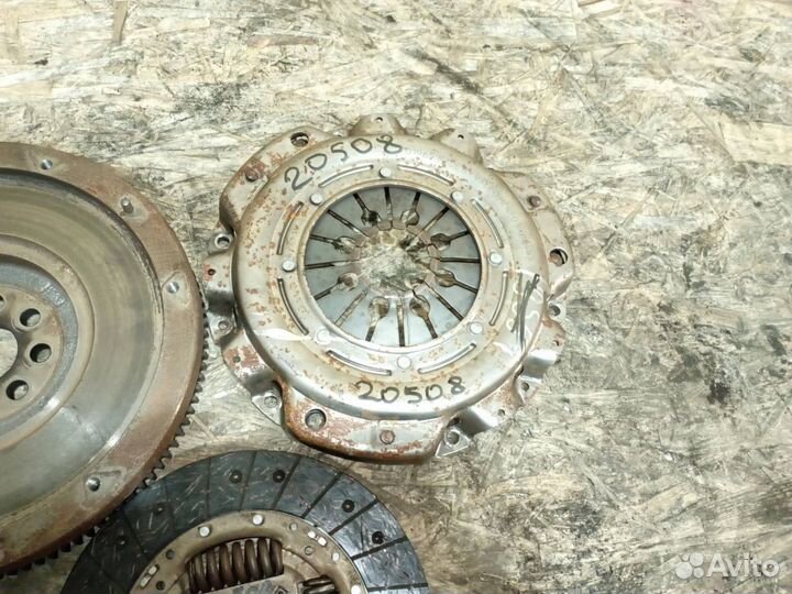 Комплект сцепления BMW 3 E46 2002