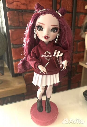 Rainbow high кукла Scarlet Rose