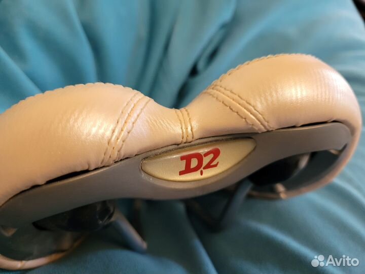 Женское седло Velo Plush с базой D2