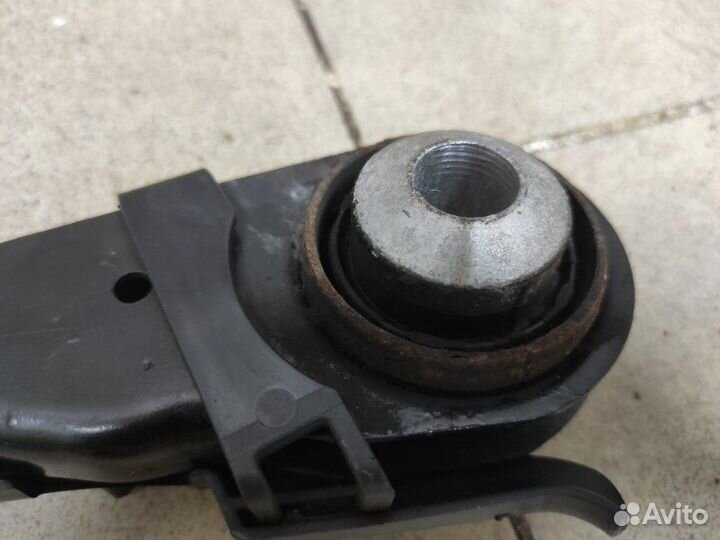 Рычаг подвески нижний правый Bmw 5-Series G30 2017