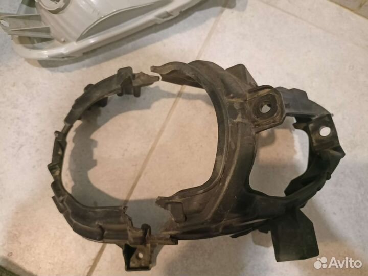 Противотуманная фара левая kia ceed 2012