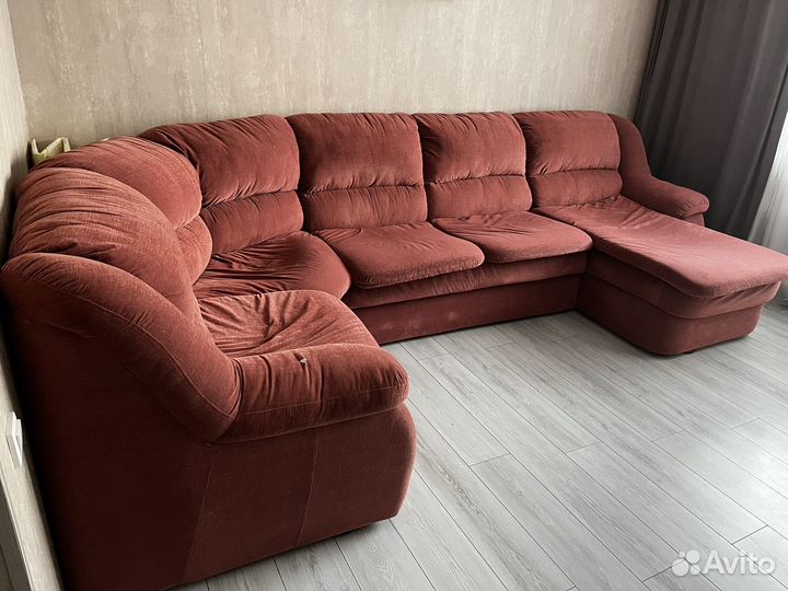 Угловой диван