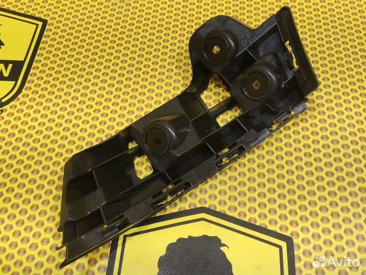 Кронштейн бампера задний левый Volkswagen Jetta