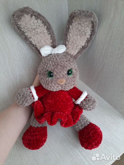 Вязаный заяц
