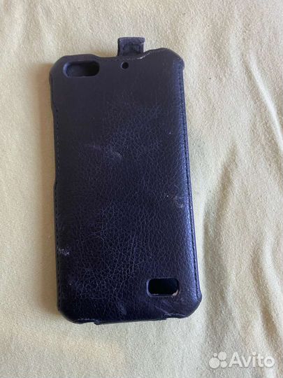 Чехлы на телефон