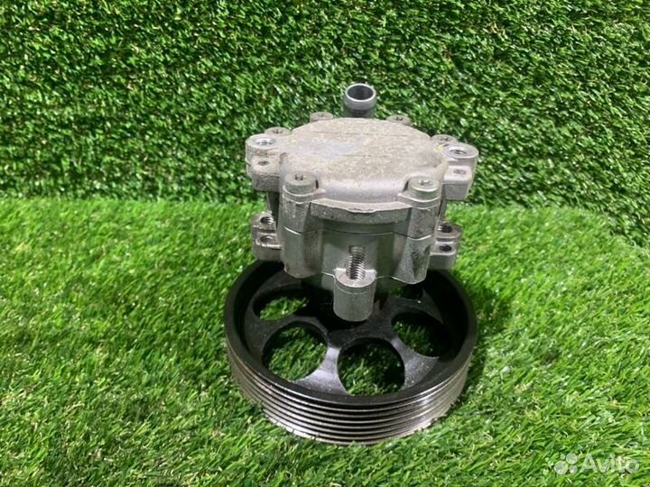 Насос гидроусилителя Renault Duster