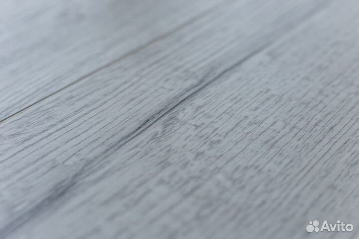 Кварц виниловый ламинат
