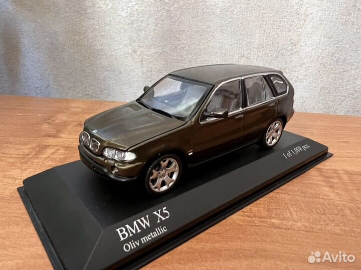 Модель BMW X5 E53 Minichamps 1:43