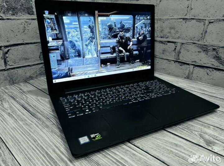 Игровой ноутбук Lenovo Gtx 1050/Core i5/12gb озу