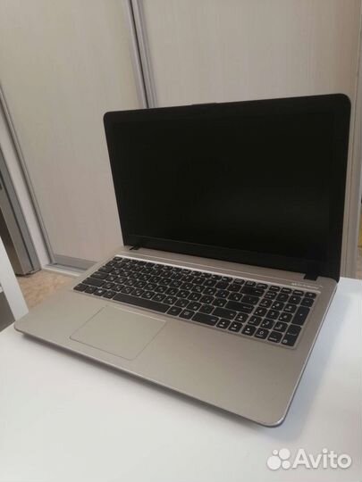 Тонкий Asus 4 ядра, ssd 500gb, 8gb