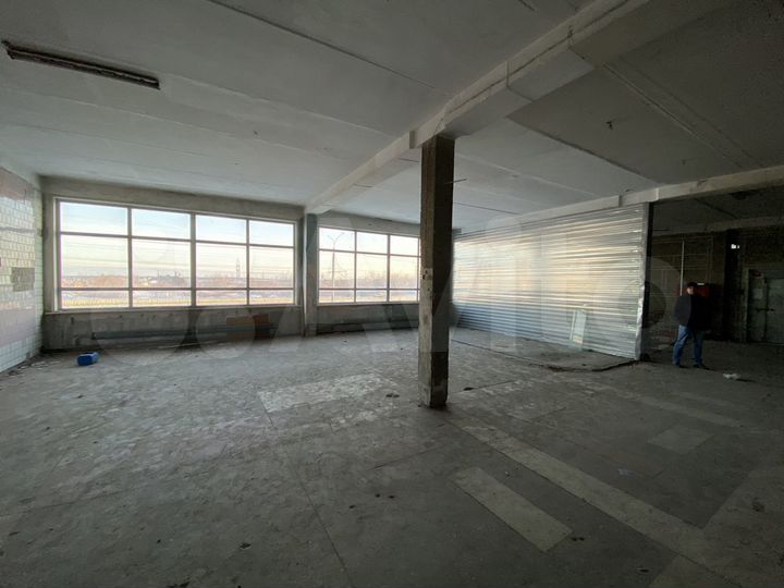 Торговое / производство / склад, красная линия от