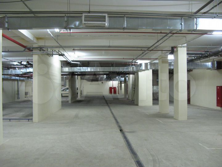 Машиноместо, 20 м²