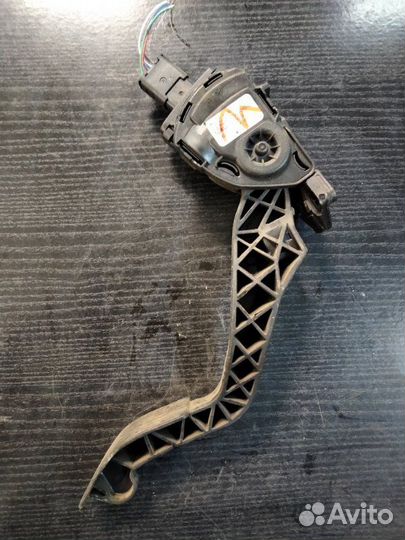 Педаль газа Peugeot 308 EP6 2008