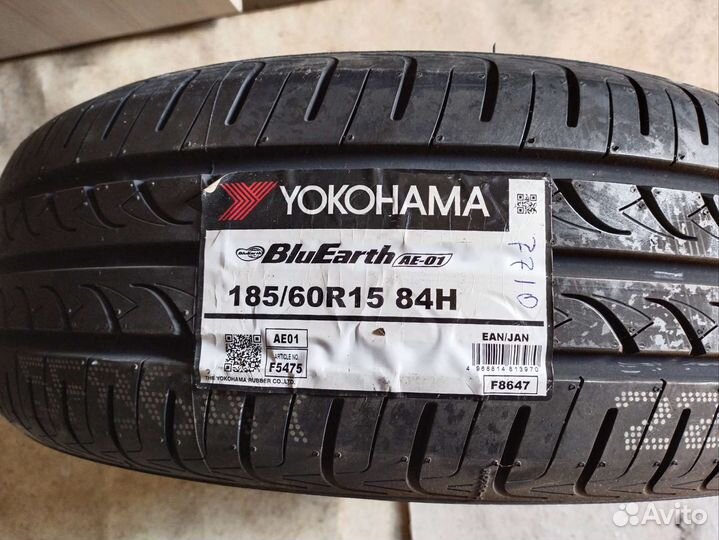Yokohama BluEarth AE01 185/60 R15 84H