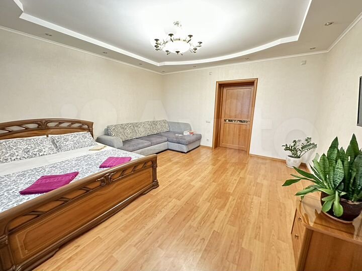 2-к. квартира, 87 м², 7/10 эт.