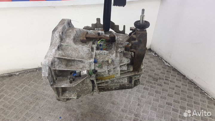 МКПП (механическая коробка переключения передач) Nissan Interstar